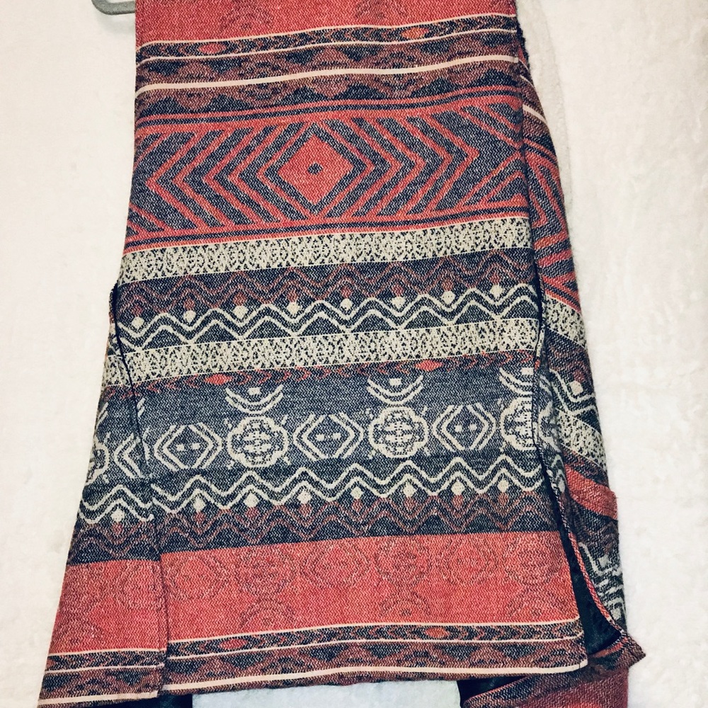 Vest - Picture 2 of 3